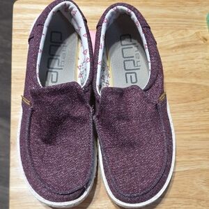 Hey Dude Kids Slip-On Sneakers in Burgundy Heather